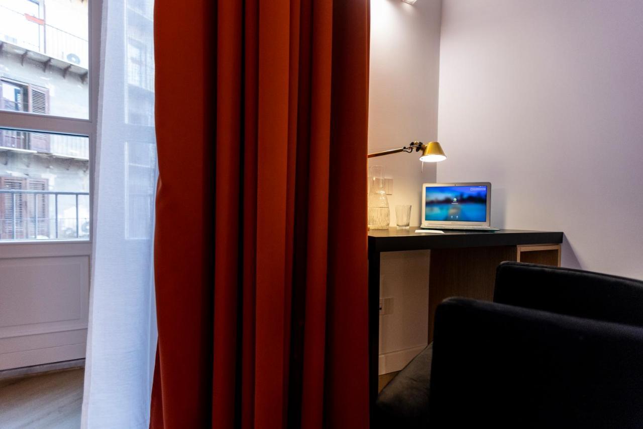 Vespri Luxury & *