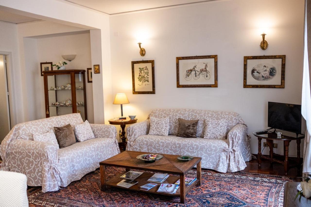 Scirocco House Apartment *