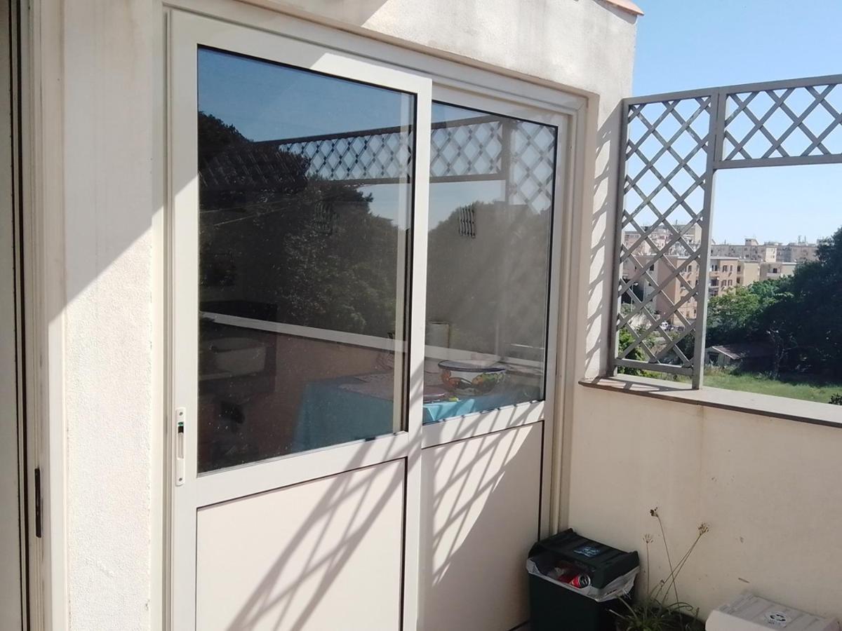 Camera Con Terrazza E Vista Su Malfitano Palermo