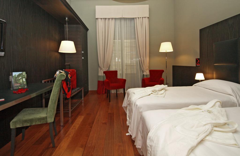 Porta Felice & 4* Palermo