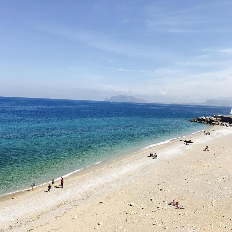 L'arco Sul Mare *