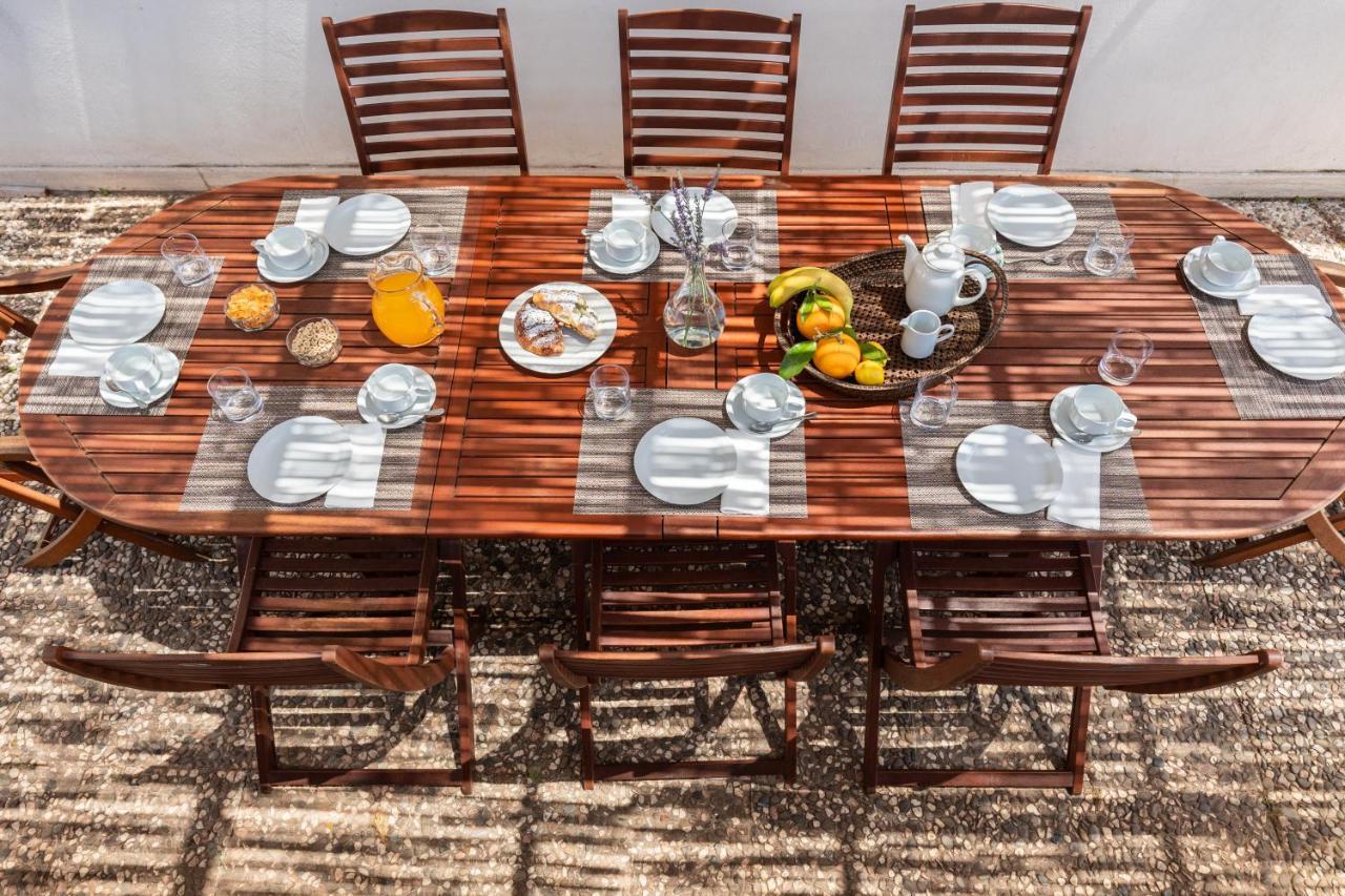 Villa Vista Mare Con Piscina Privata A Mondello Palermo