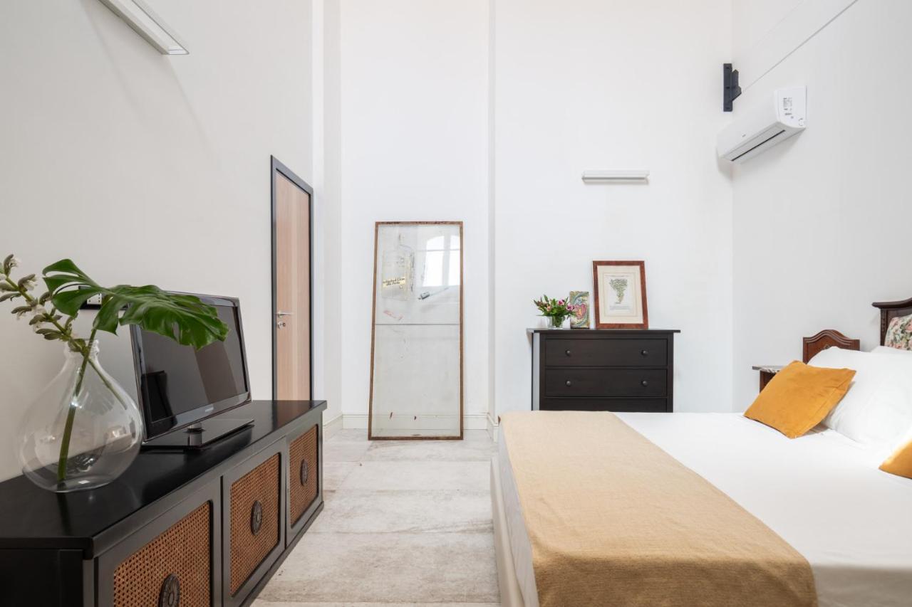 Luxury Warehouse Valverde By Domus Sicily Apartment Palermo