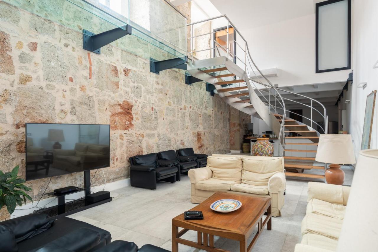Luxury Warehouse Valverde By Domus Sicily