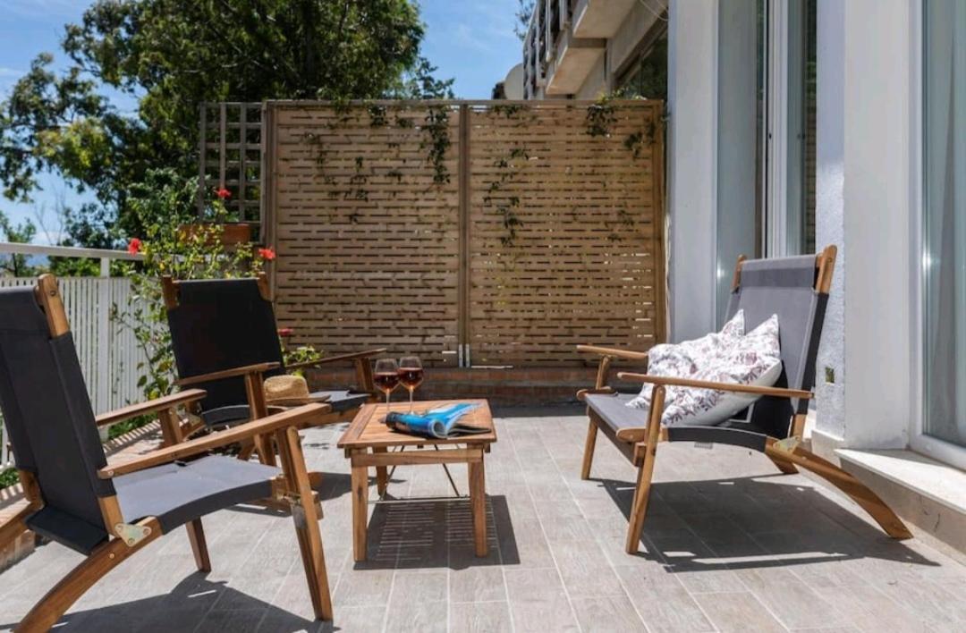 Holiday home Villa's On The Beach, Swimming Pool A/c