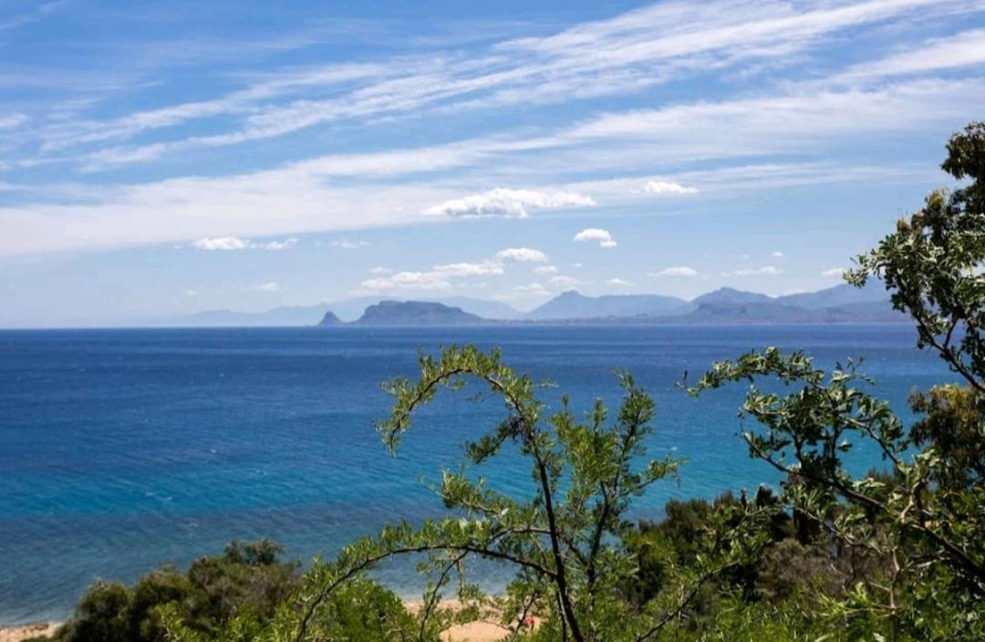 Villa's On The Beach, Swimming Pool A/c Holiday home Palermo