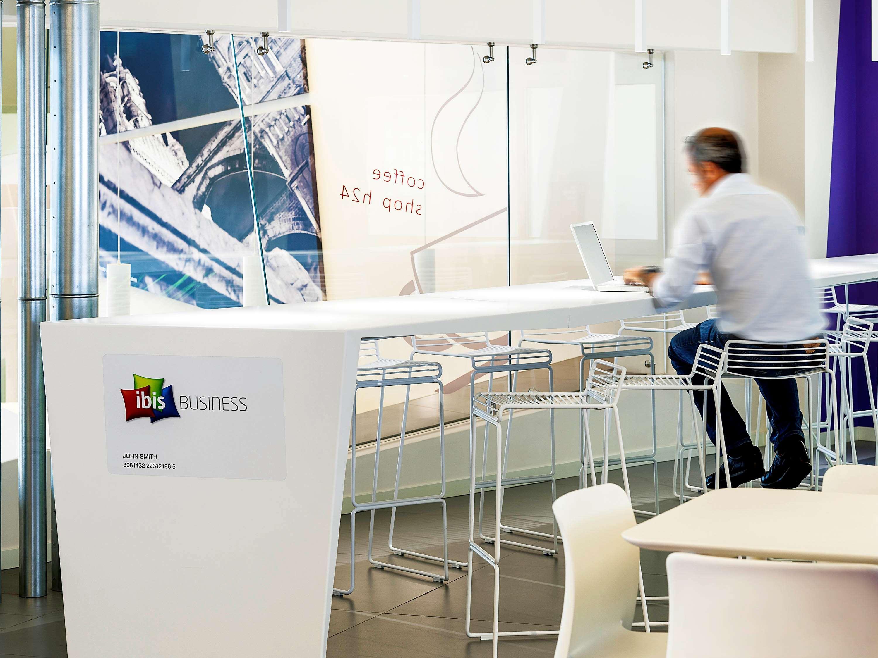 Ibis Styles President Hotel