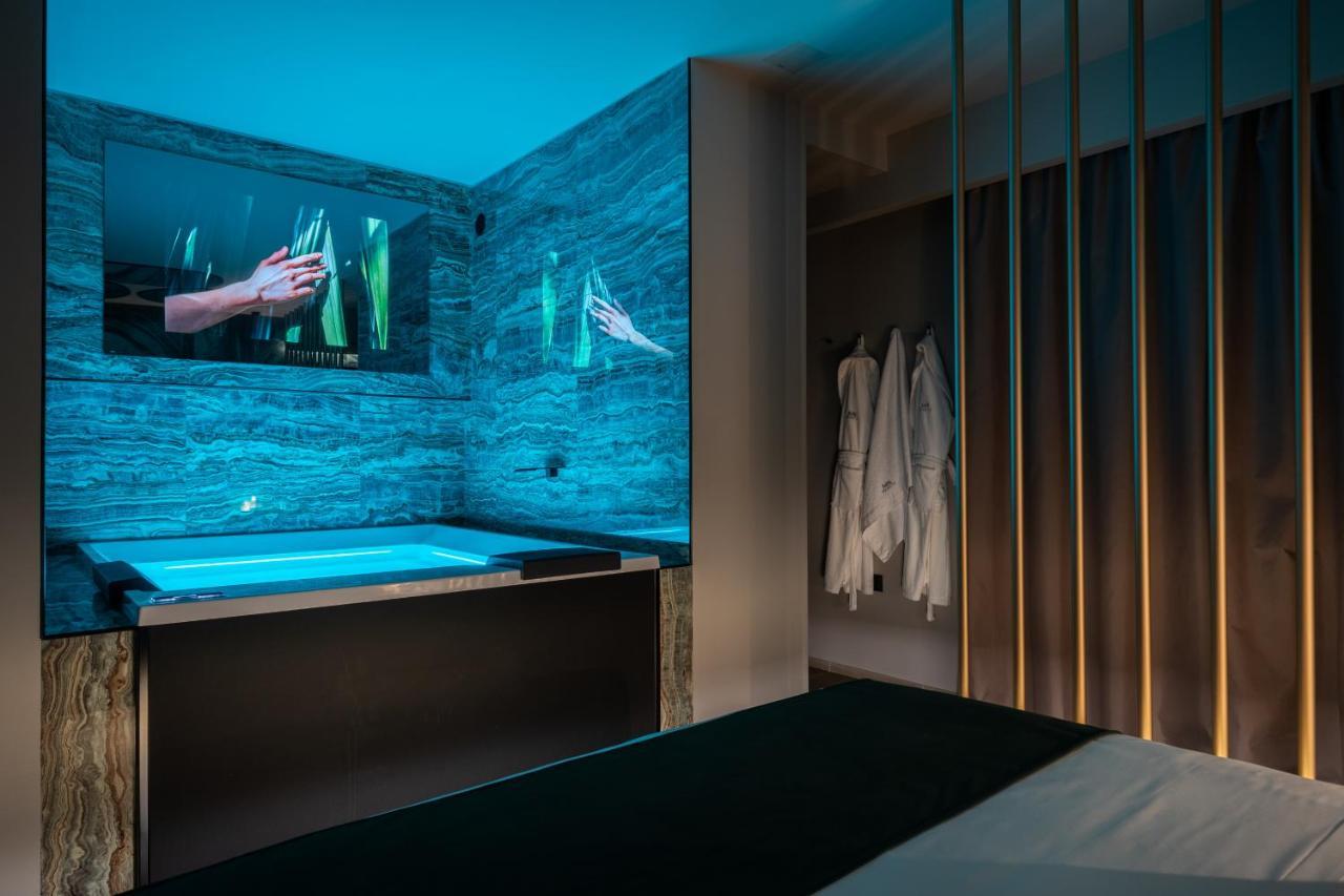 Aquasuite - Luxury Experience &