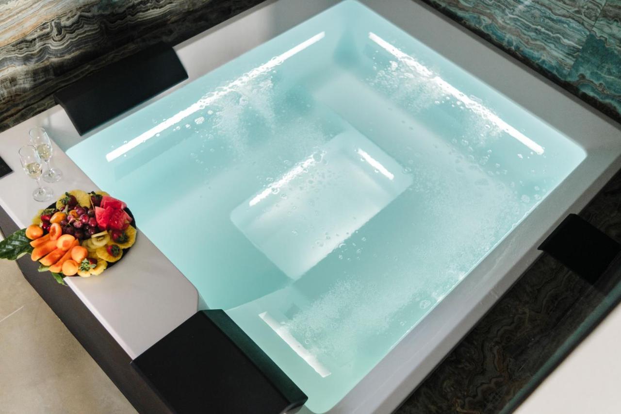 Bed & Breakfast Aquasuite - Luxury Experience &