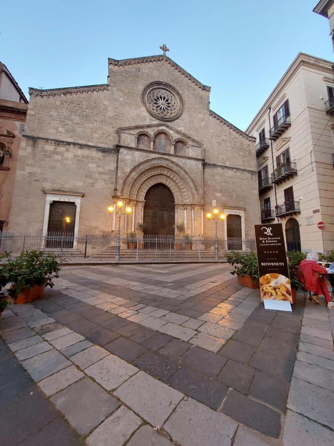 Massimo 23 * Palermo