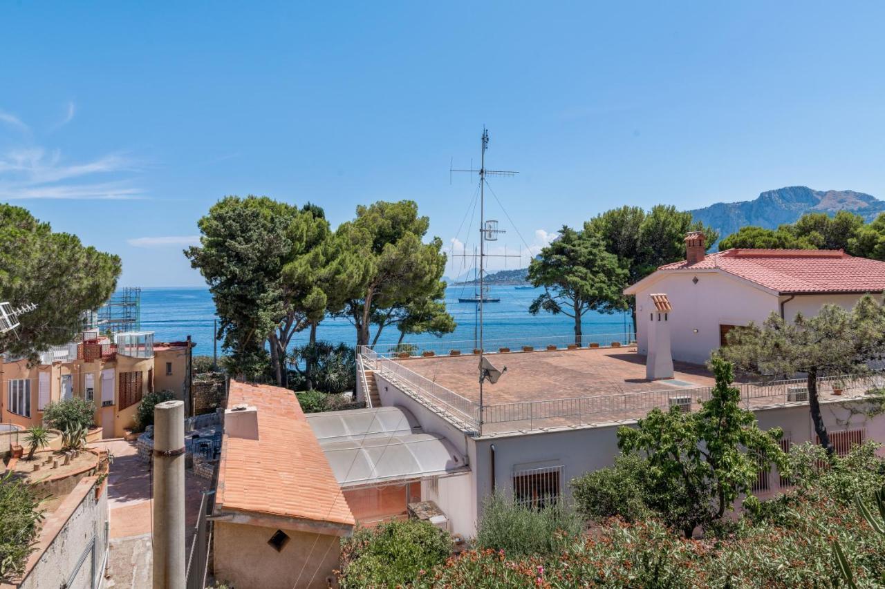Azzurra- Affitti Brevi Italia Palermo
