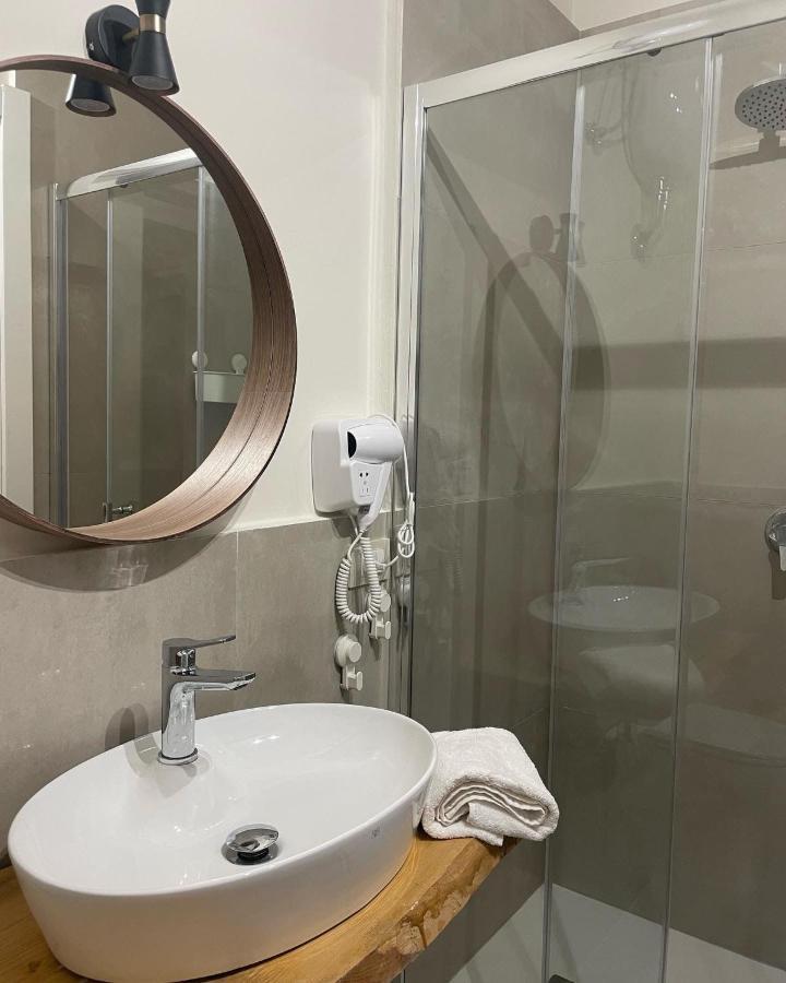 Dante284 Suites&rooms Acomodação com café da manhã 