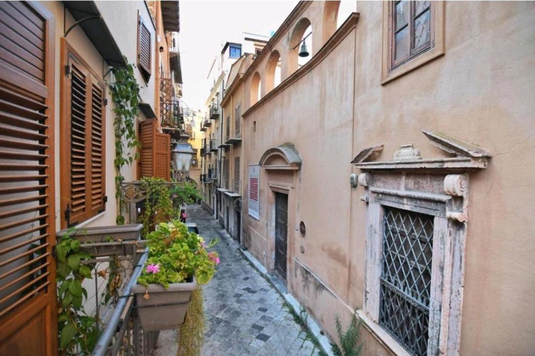 San Francesco And With Terrace In Locazione Turistica 2* Palermo