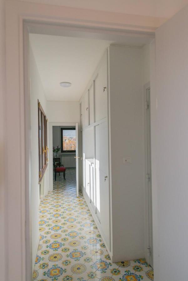 Le Terrazze Di Donna Anna Apartment