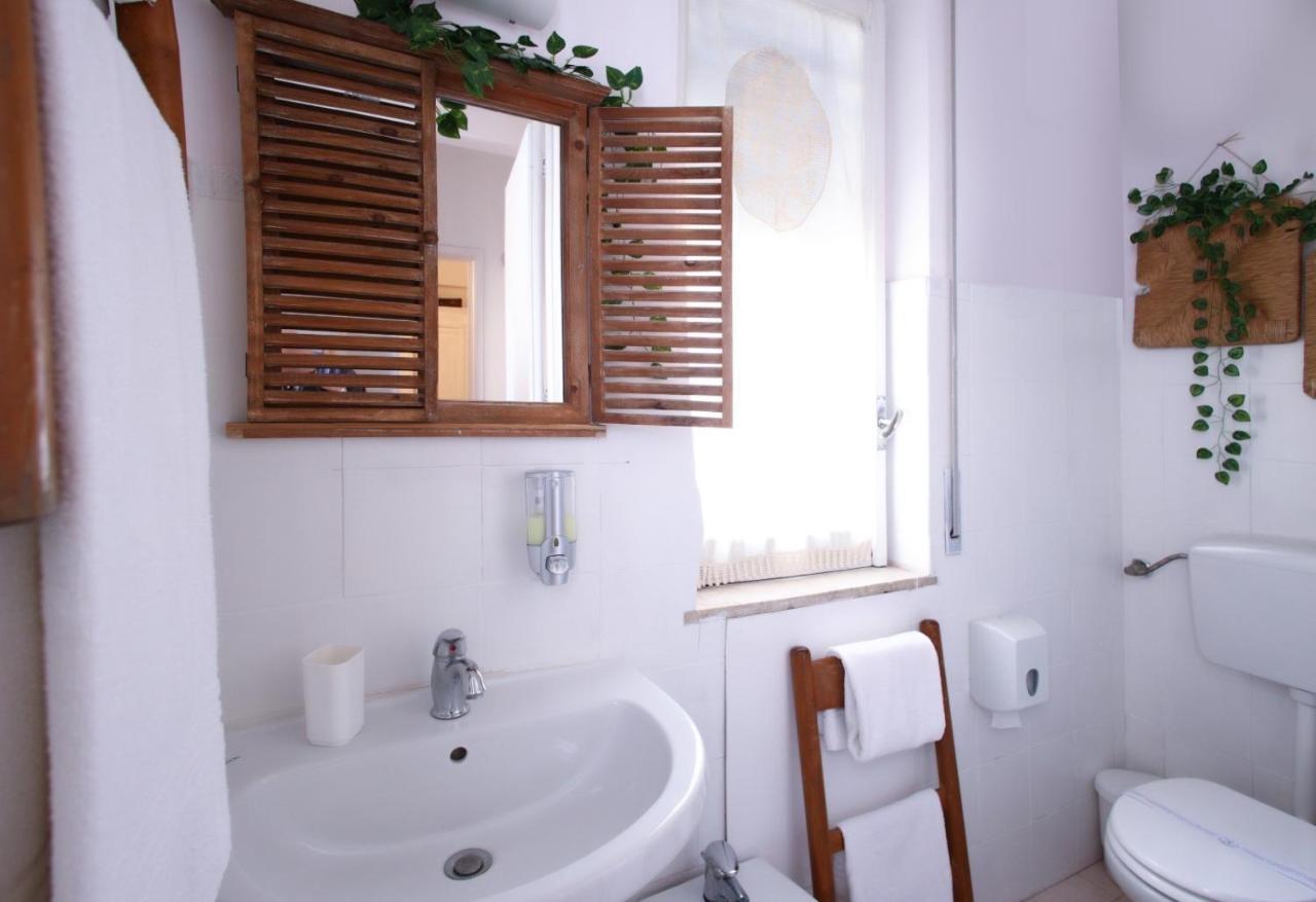 Porta Amari Bed & Breakfast