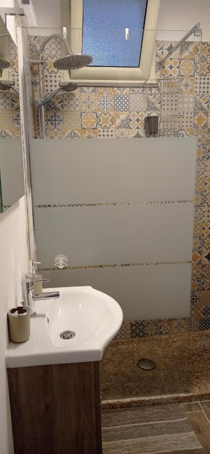 “le Maioliche Di Salita Artale” * Palermo
