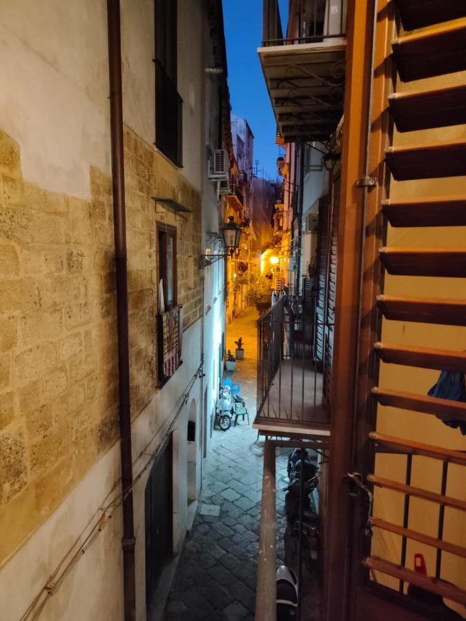Casa Dei Frangiai - *
