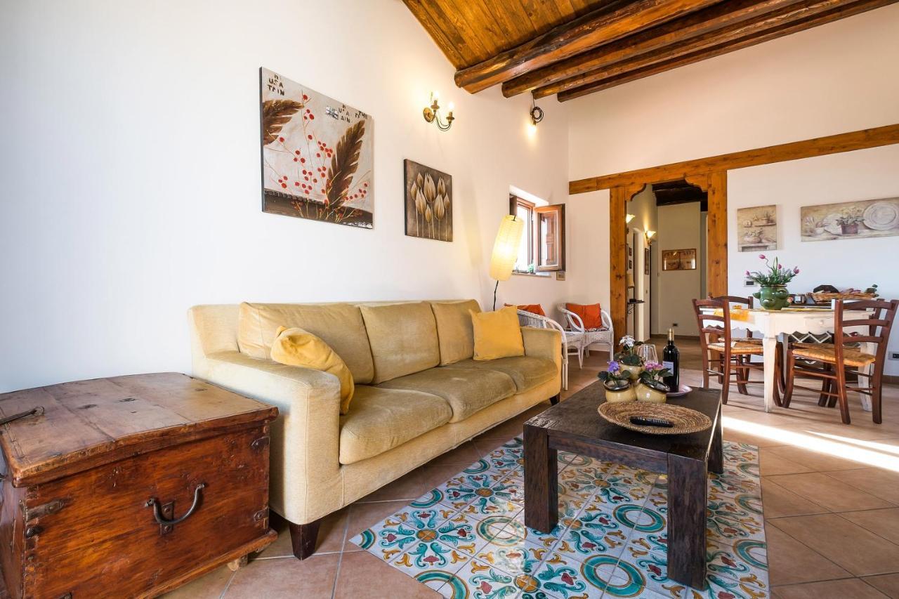 La Terrazza Di Massimo Apartment