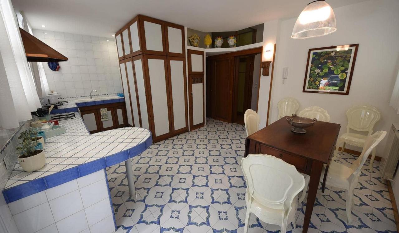 Azzurra Beachfront Mondello - Ferienhaus *