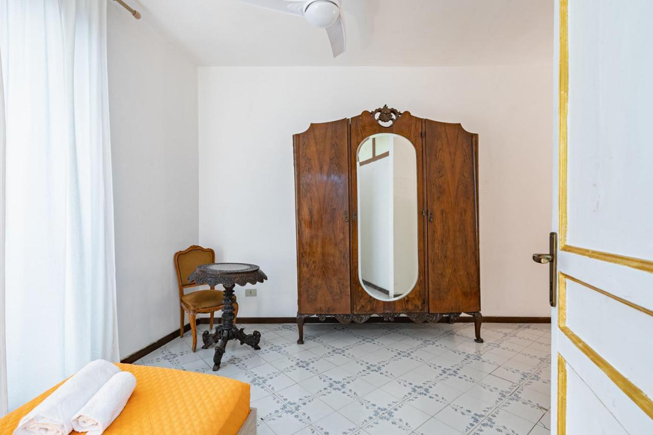 Piazza Pretoria & Quattro Canti Roomy Flats With Balconies Apartment