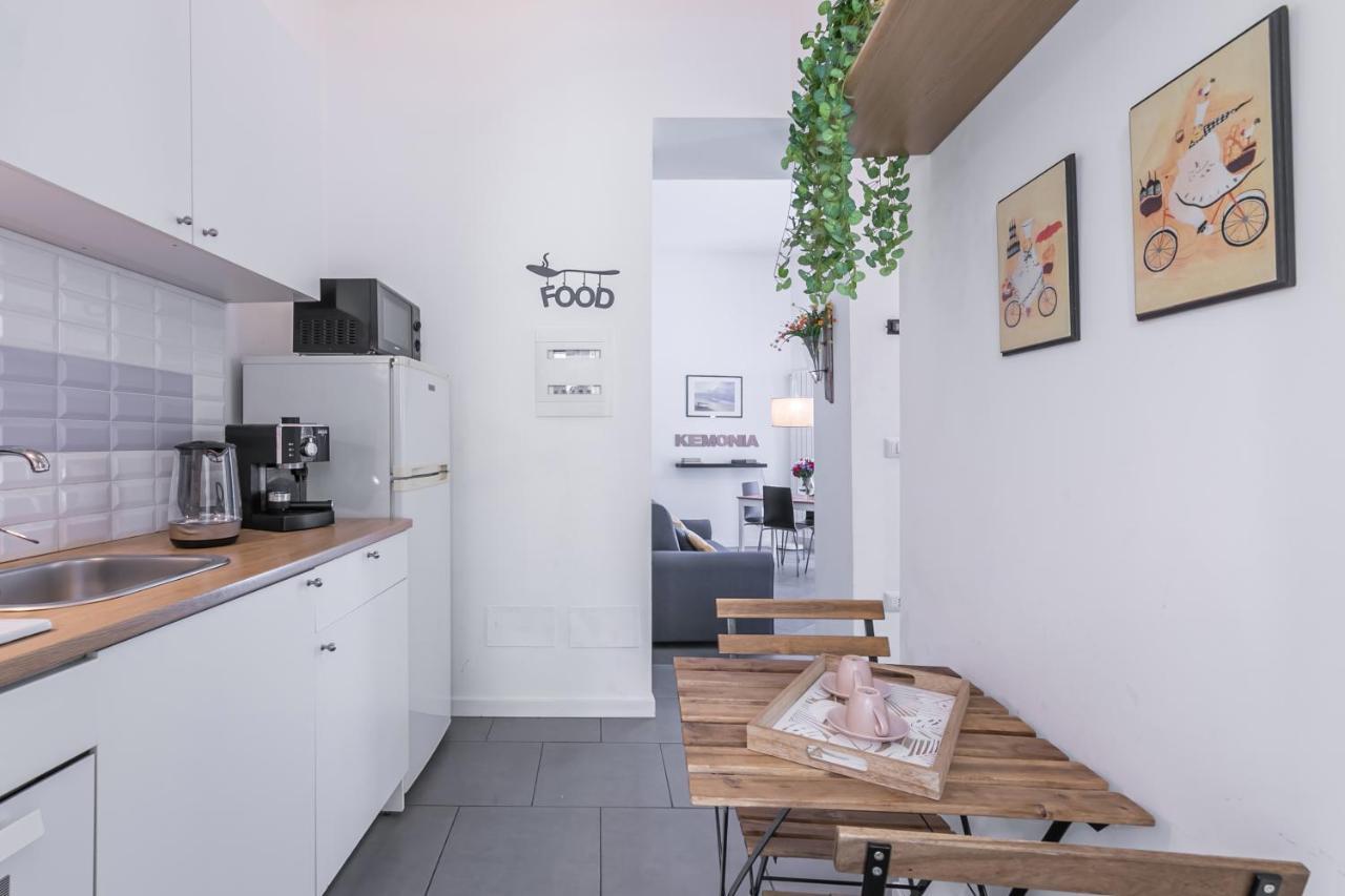 Kemonia Apartment *