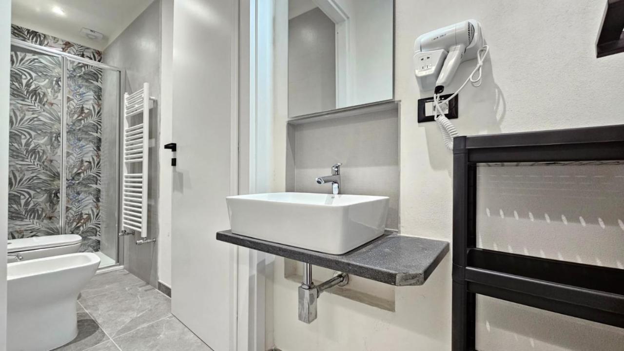 Masculu & Fimmina Apartment