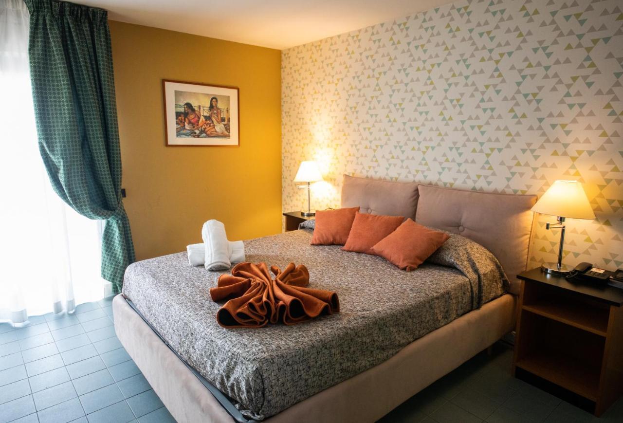 Hotel Athenaeum 3*