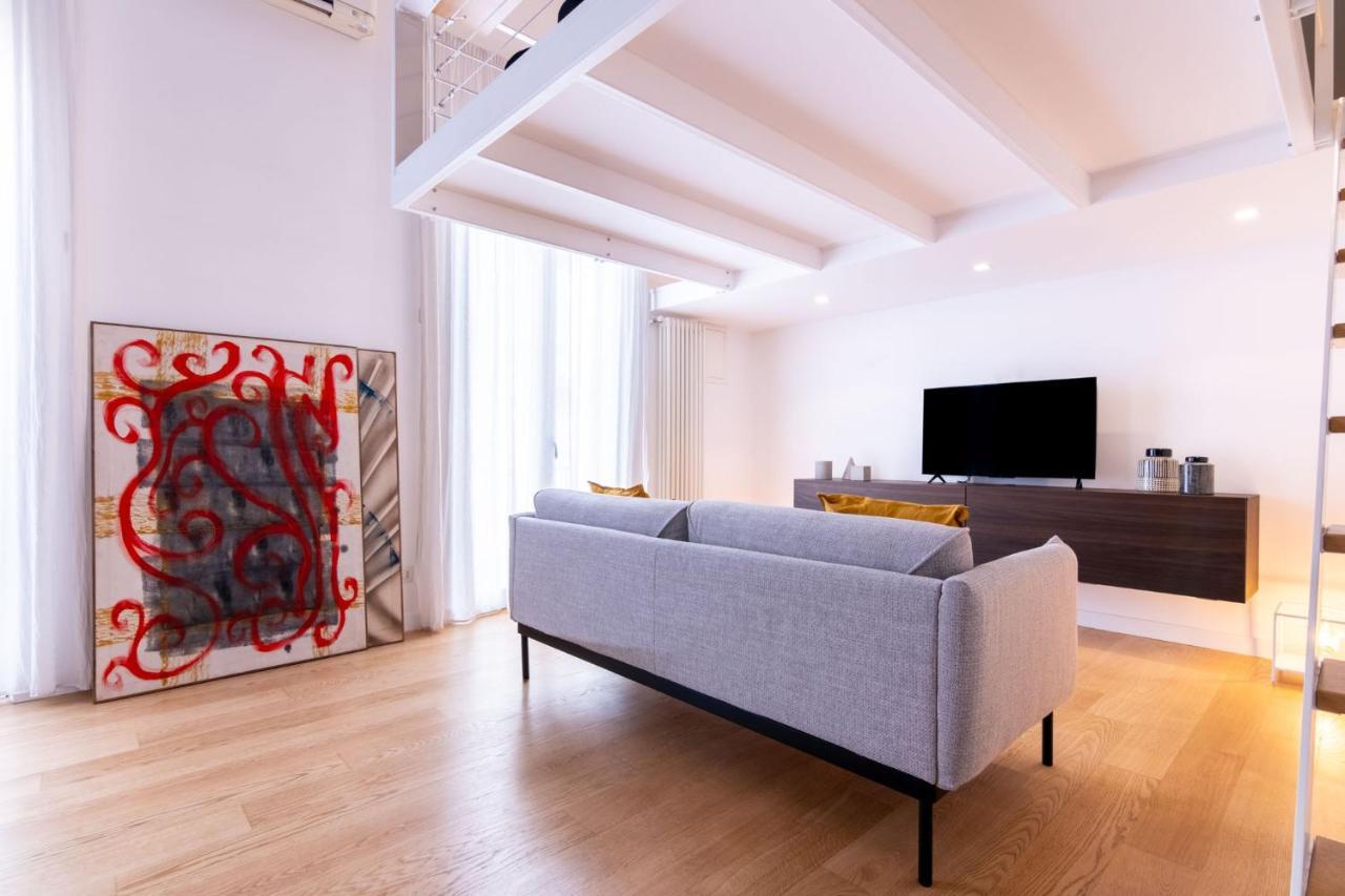 Oliveri Vintage House At Politeama Apartment