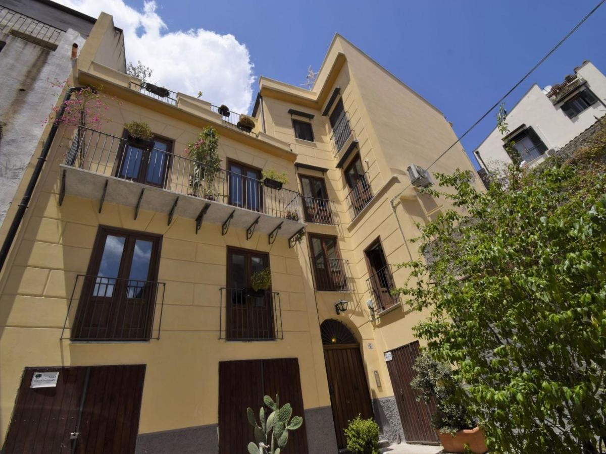 Vecchio Cortile Holidays Appartamento Palermo