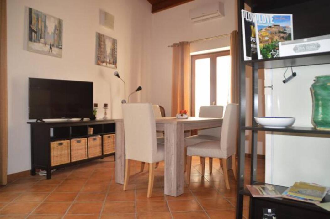 Vecchio Cortile Holidays