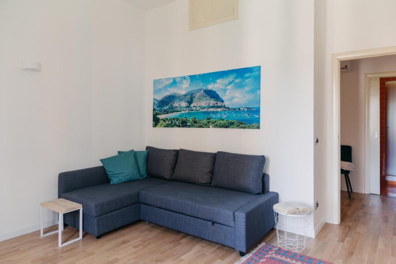 Casa Di Vetro * Palermo