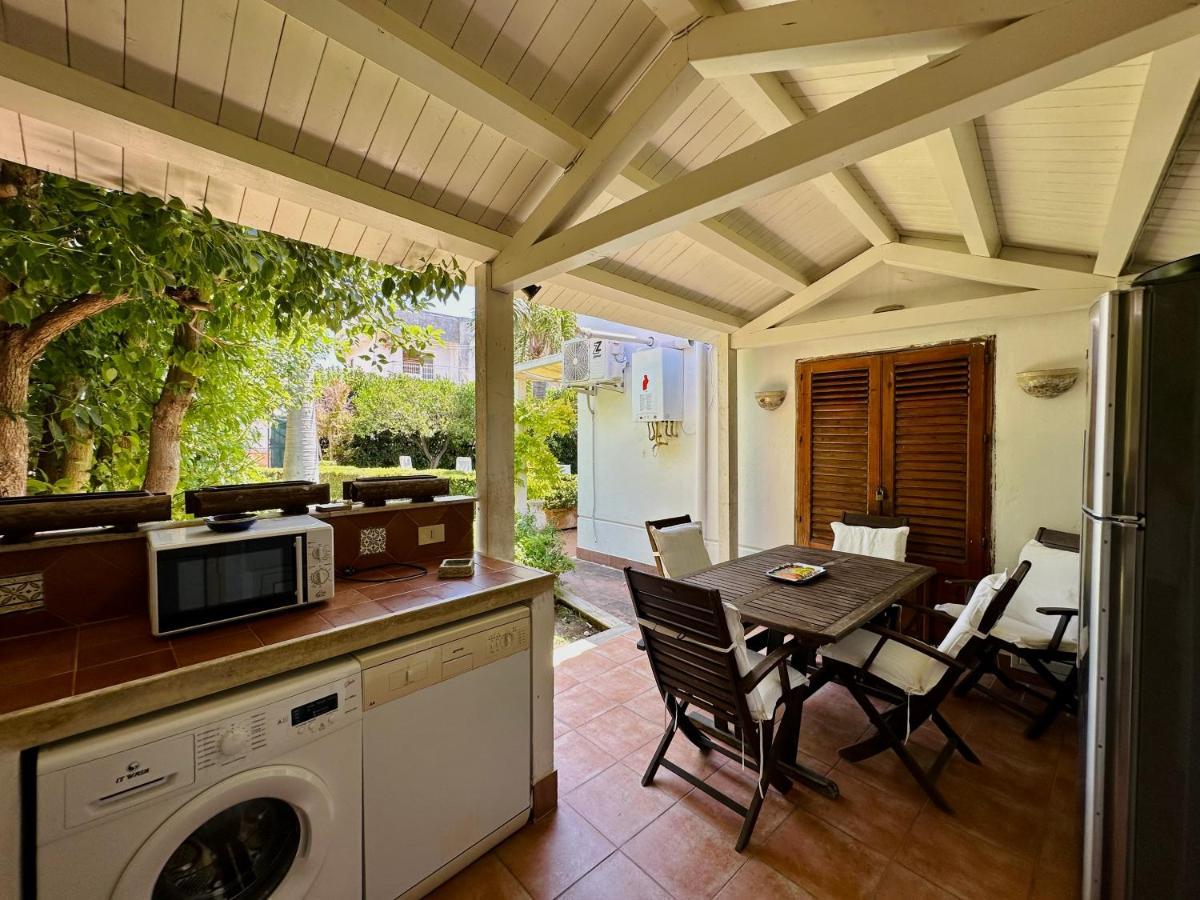 Saline - Luxury Garden Mondello Apartment