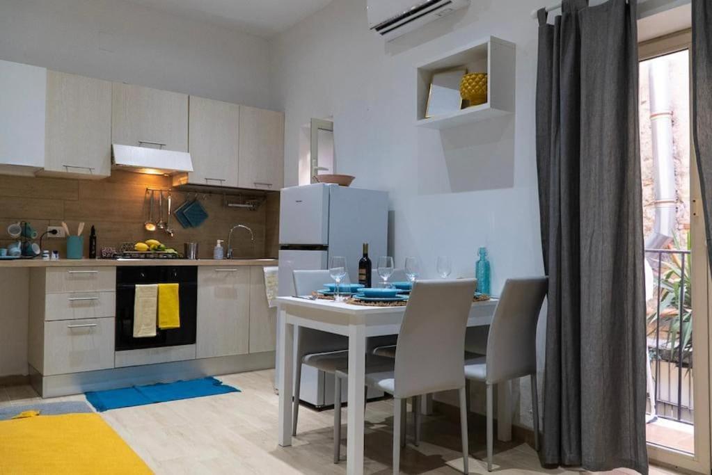 Apartamento Santa Cecilia House Centro Palermo-350 Mt Stazione Palermo