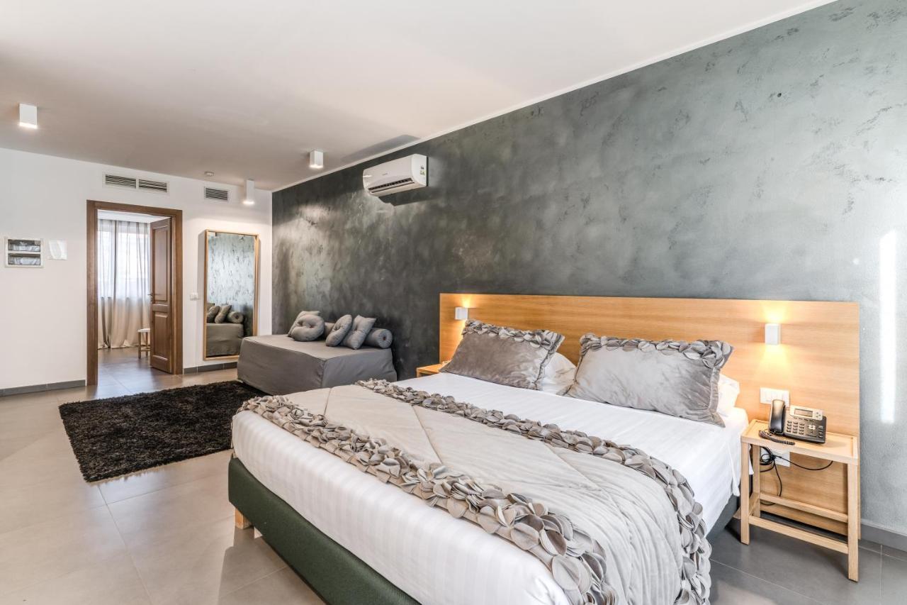 Casena Dei Colli, Sure Collection By Western Palermo