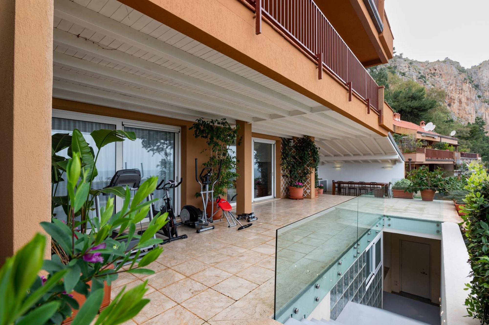 Addaura Apartment