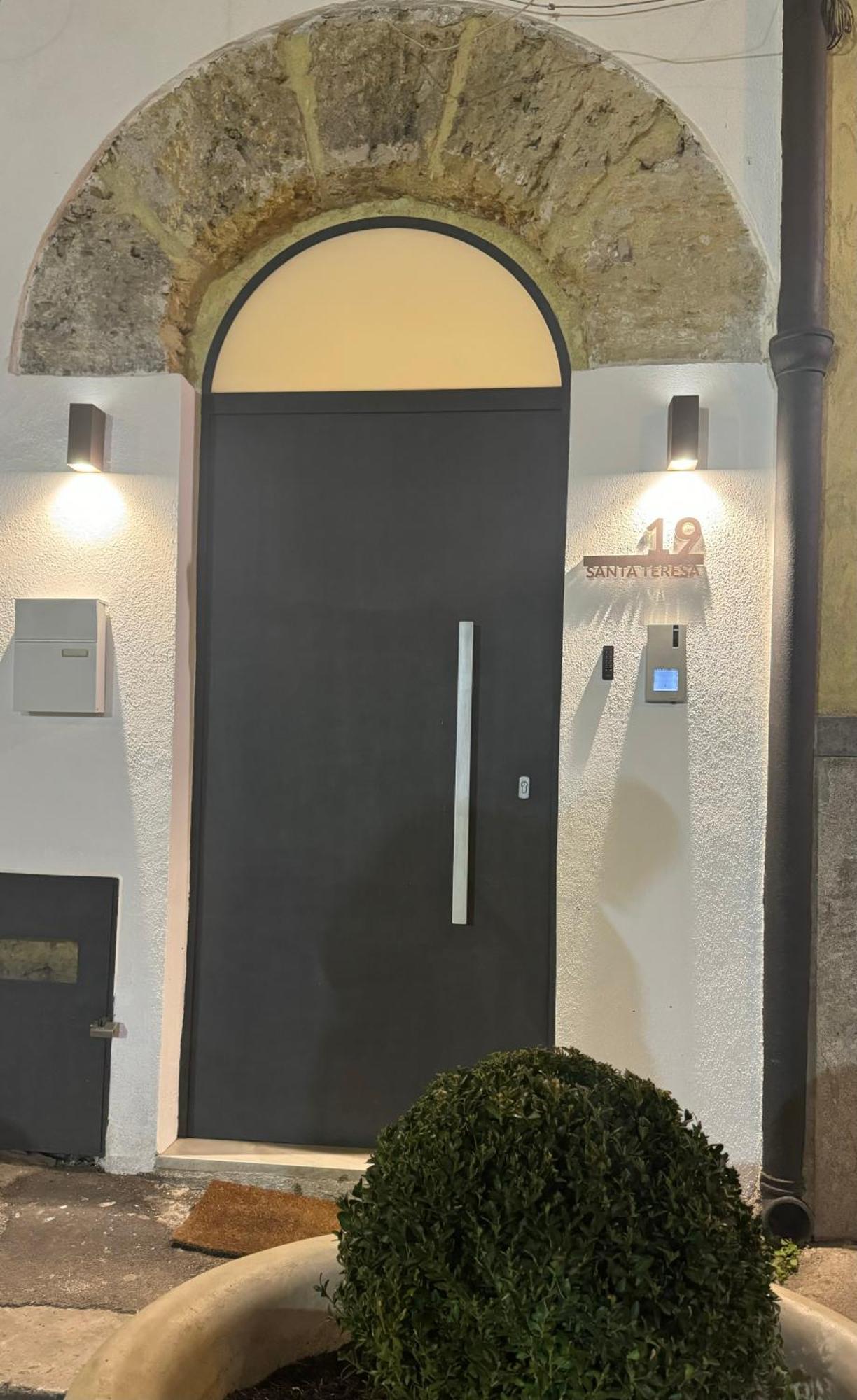 Apartment Santateresa19 & *