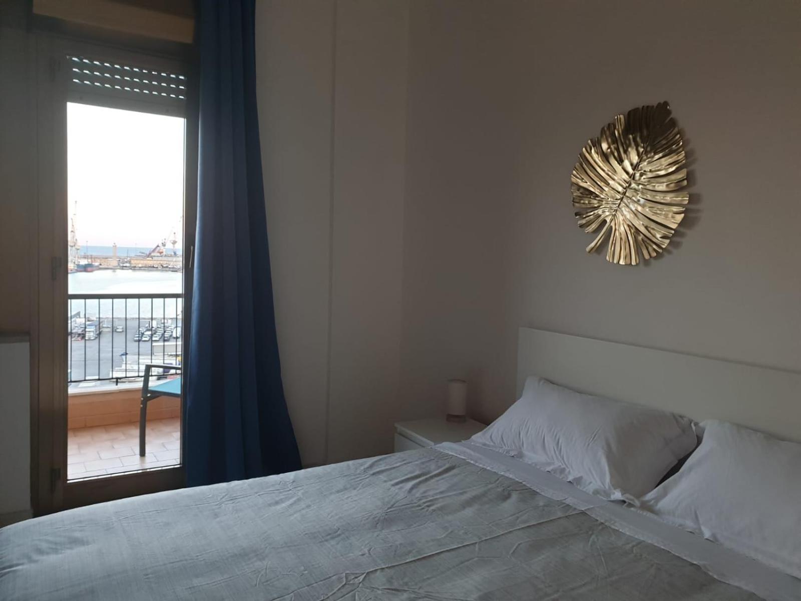 Port Side Elegance Guest house *