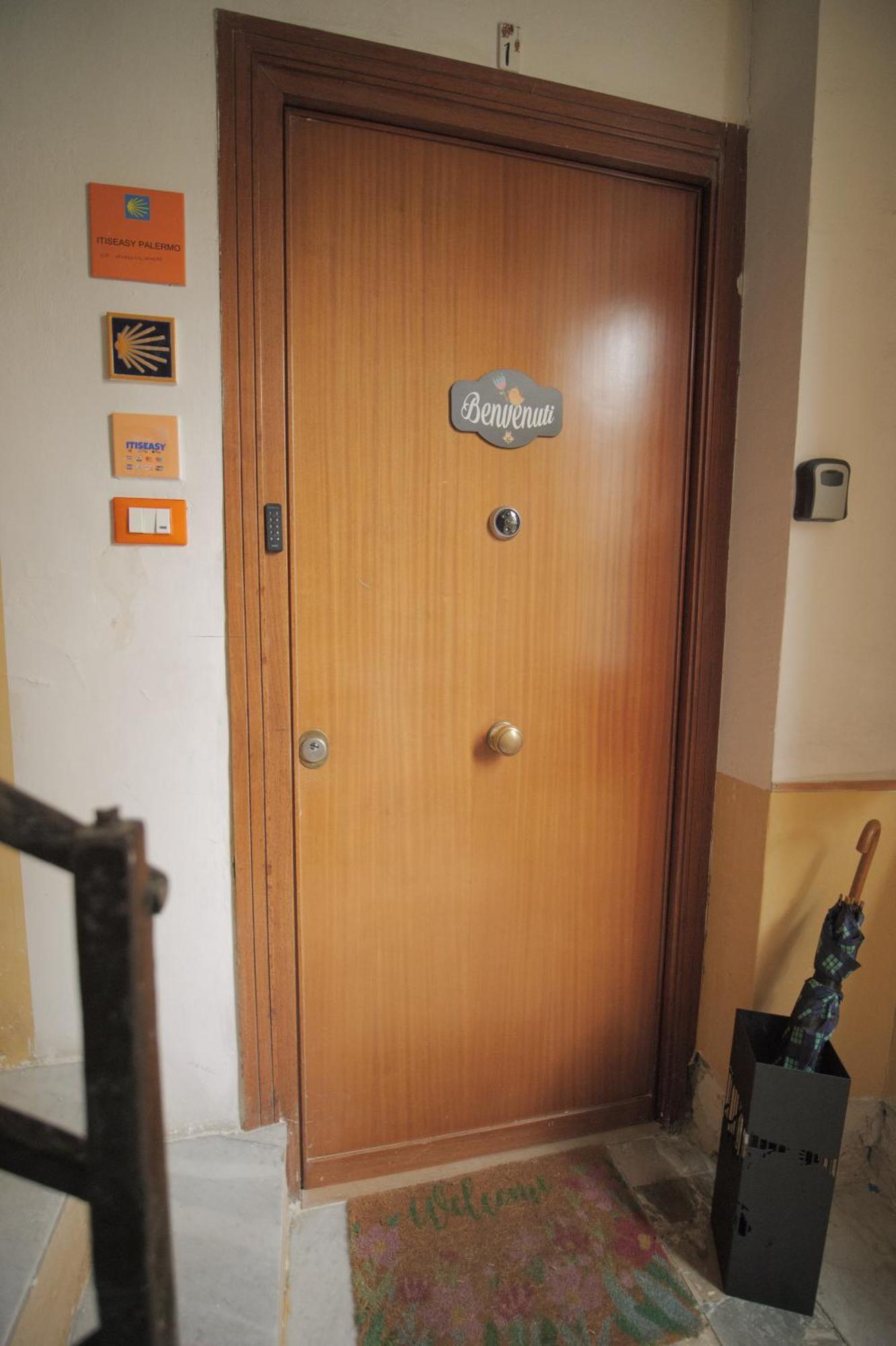 Apartment Itiseasy 1 E 2 Private Palermo
