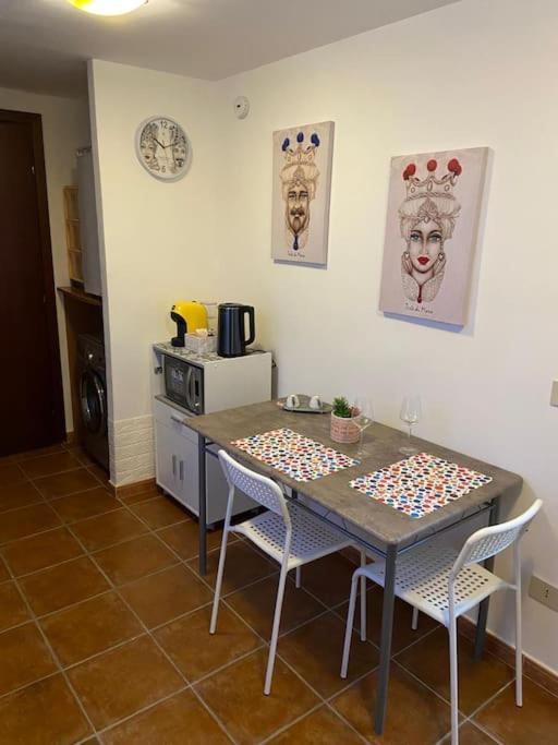 Petit Maison *
