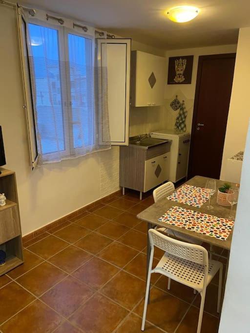 Petit Maison