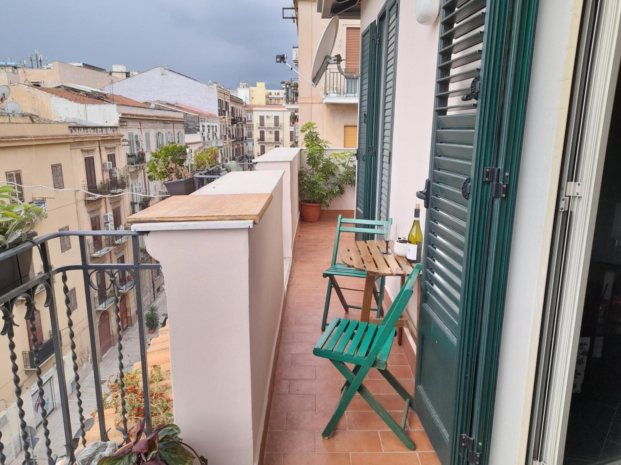 Apartment Un Passo Dal Massimo Palermo