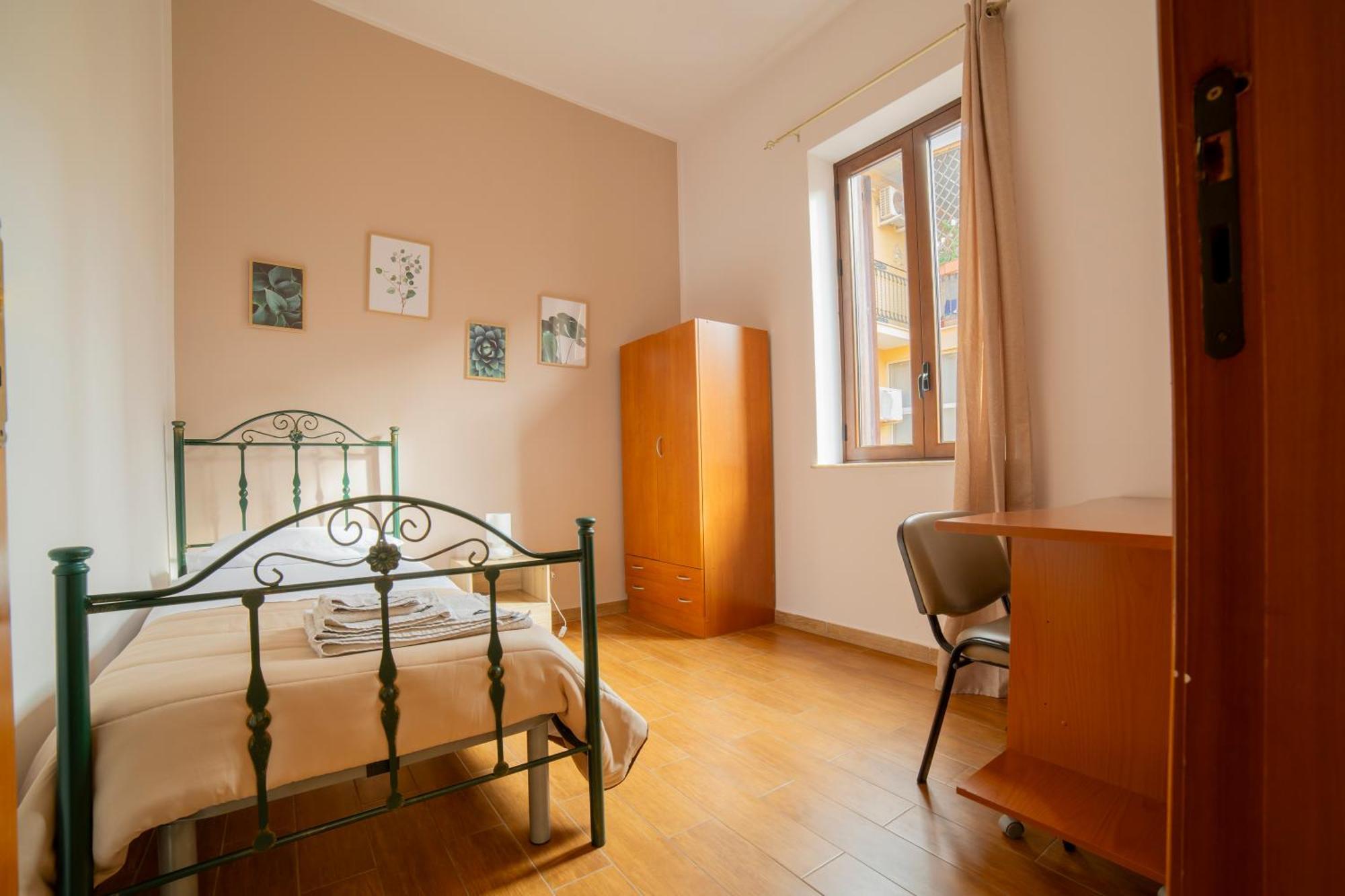 Apartment Centro Stazione Aeroporto Wi-fi&self Check-in Palermo