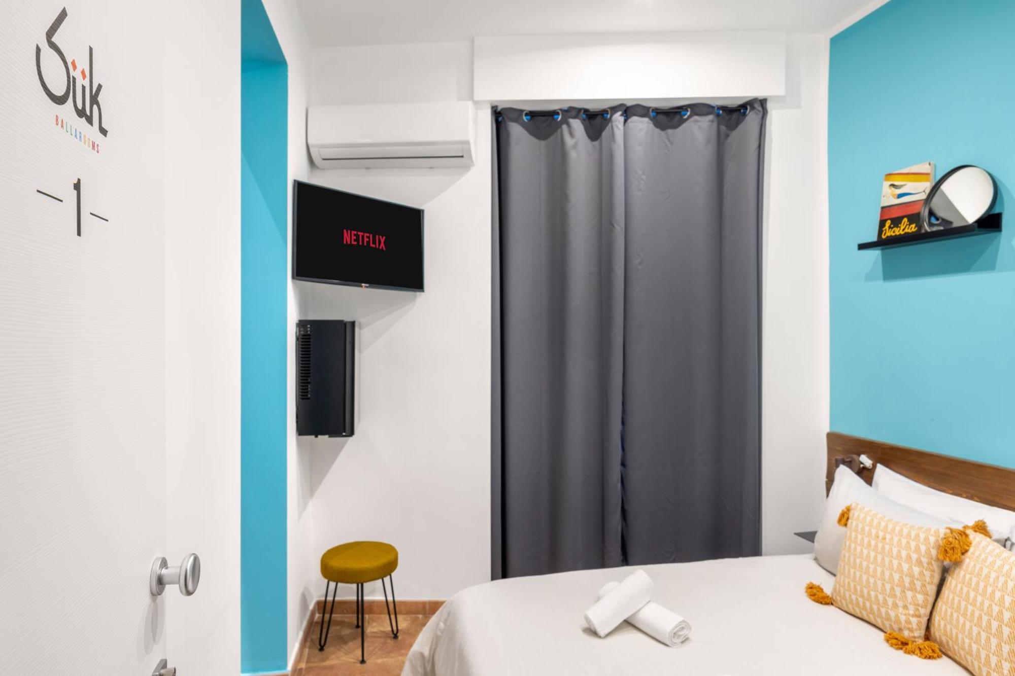 Suk Ballaro Guest house