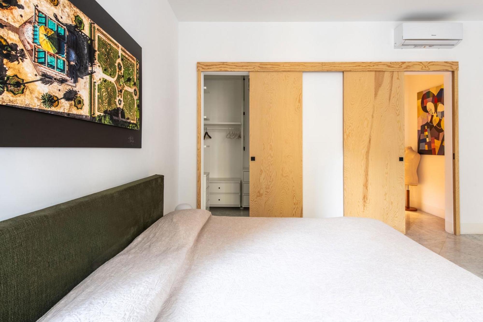 Sartoria Cavour - Modern Sicilian Elegance In A Former Tailor Shop Apartment *