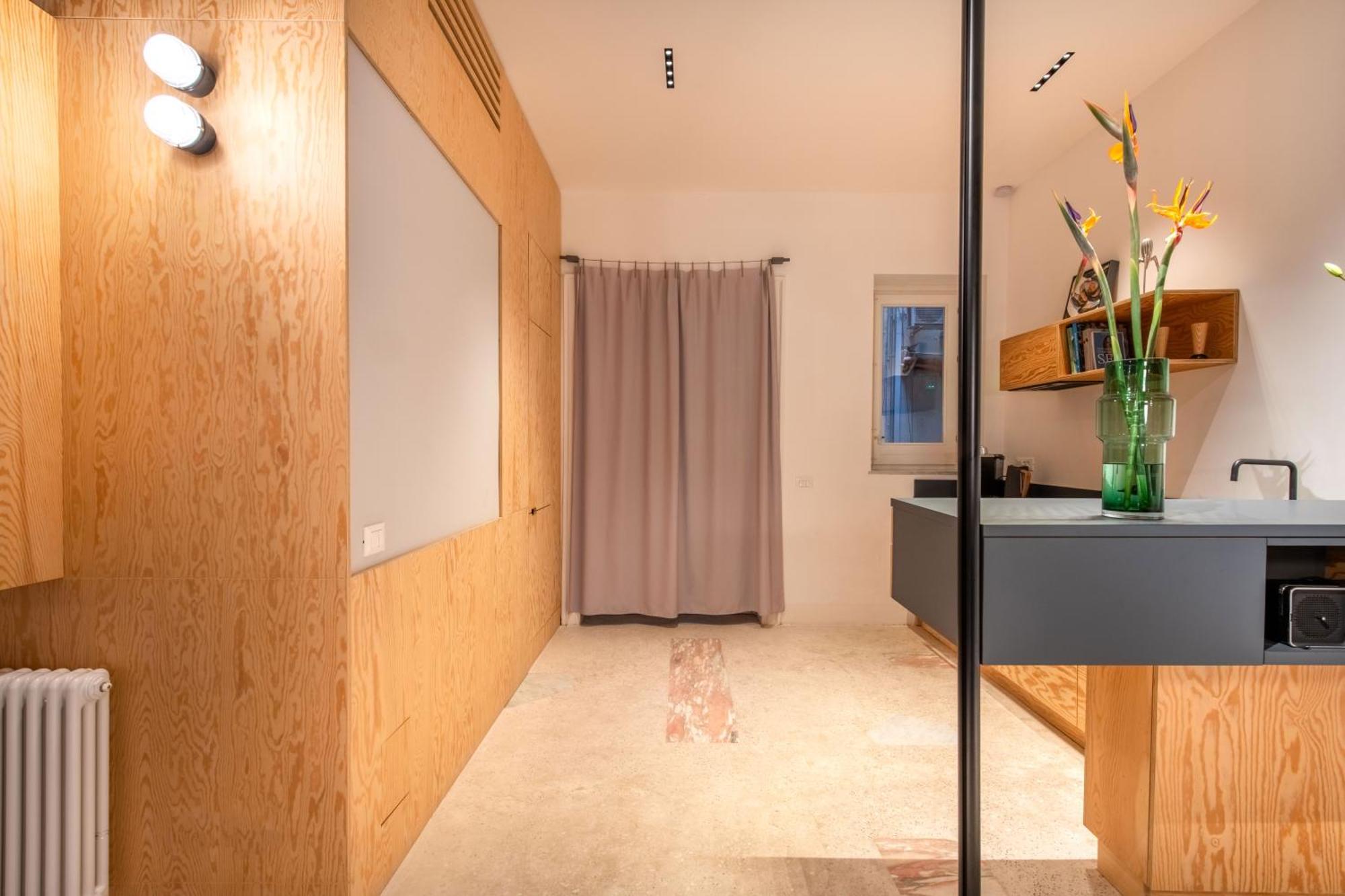 Sartoria Cavour - Modern Sicilian Elegance In A Former Tailor Shop Apartment