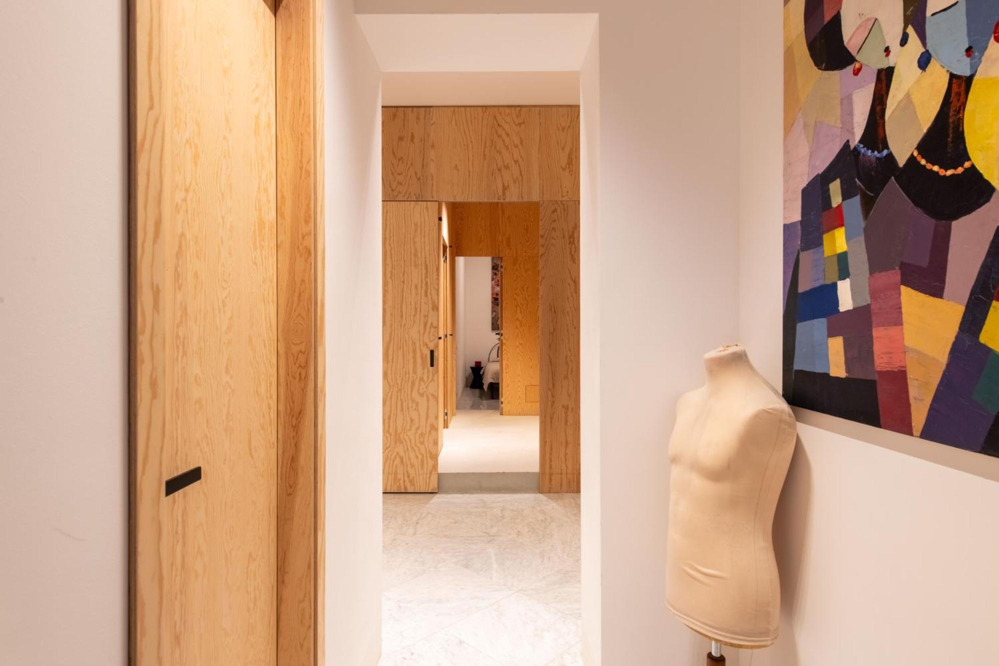 Sartoria Cavour - Modern Sicilian Elegance In A Former Tailor Shop Palermo