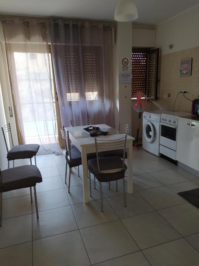 Calliope Apartment *