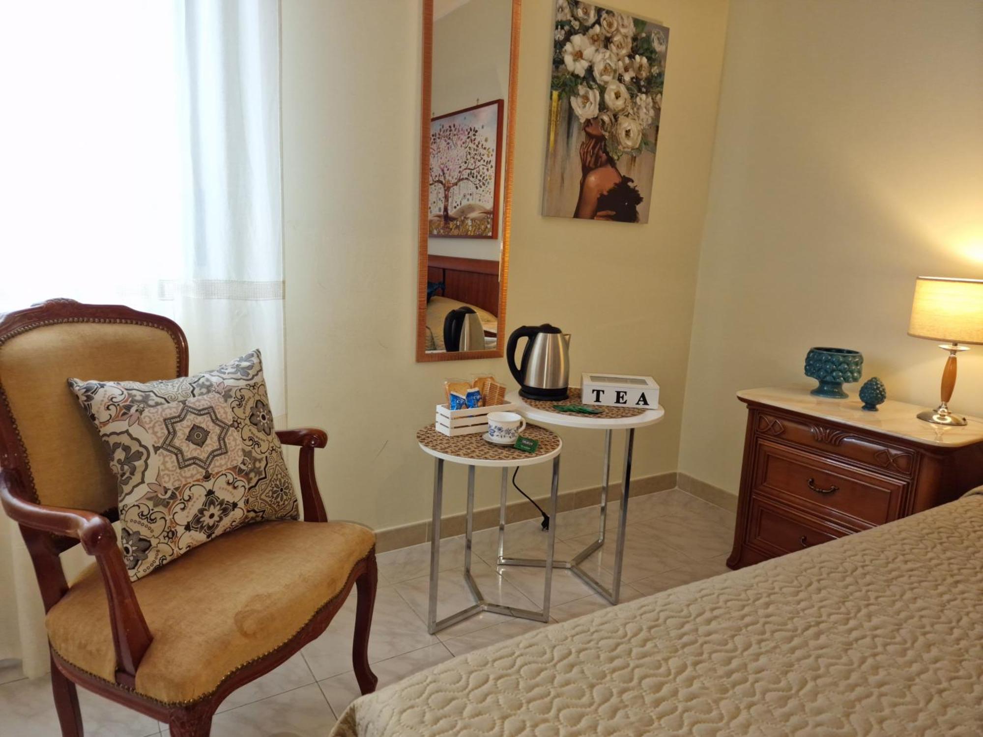 Apartment Lorenzo Guest With Free Private Parking-- Cantieri Culturali *