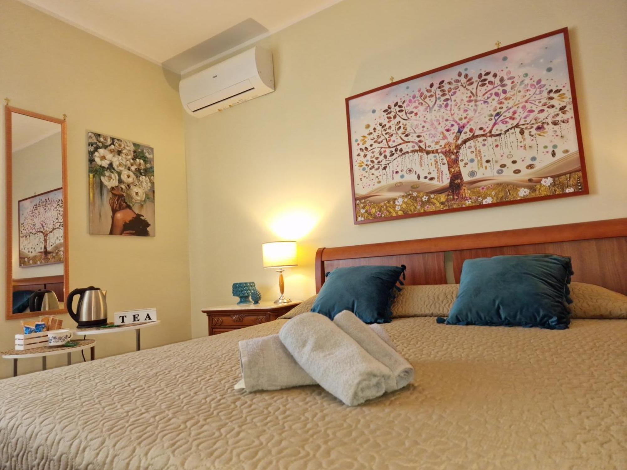 Lorenzo Guest With Free Private Parking-- Cantieri Culturali * Palermo