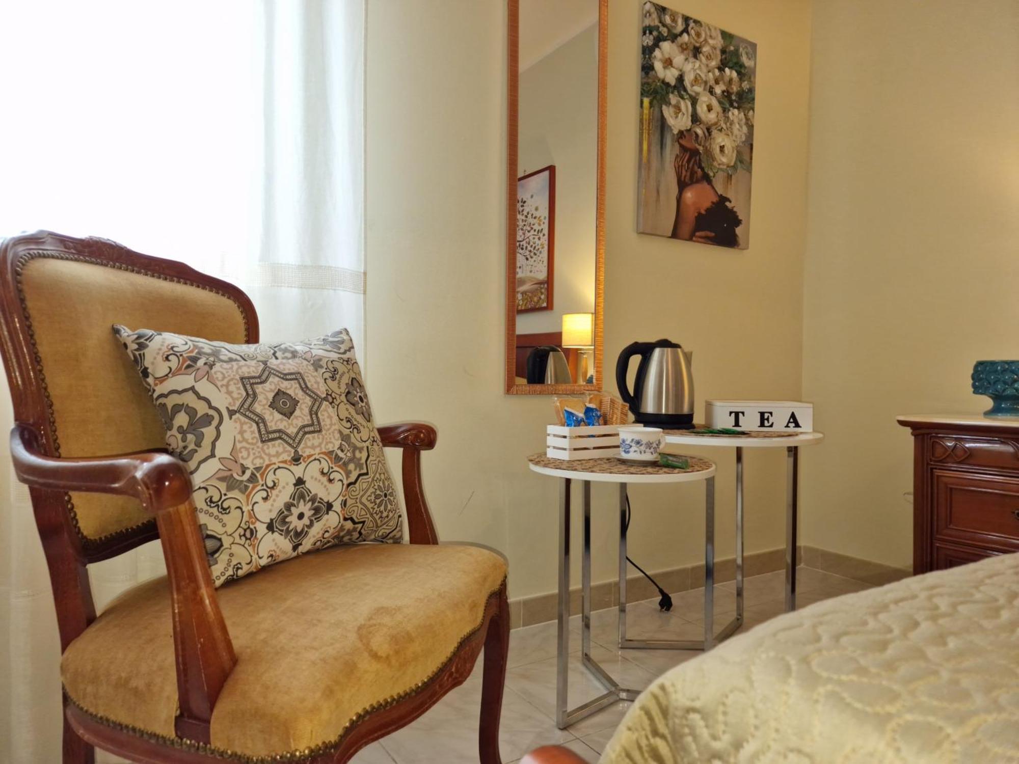 Lorenzo Guest With Free Private Parking-- Cantieri Culturali Apartment